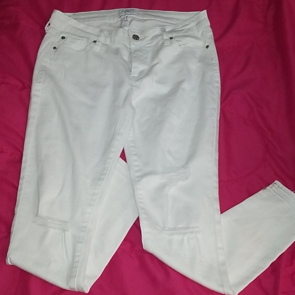 Skinny Ankle White Ripped Jeans